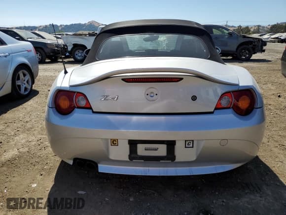 ✅ 2003 BMW Z4 3.0i • VIN: 4USBT53483LU02941 • Lot: 69284444. Wystawiony na Copart z przebiegiem 119 154 mil. Bezpłatny archiwum sprzedaży aukcyjnych z USA i szczegółowy raport historii pojazdu na DreamBid. Zdjęcie 6.