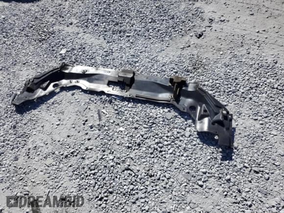 ✅ 2017 Lincoln Continental Premiere • VIN: 1LN6L9PK8H5603267 • Лот: 82752995. Опубликован ранее на Copart с пробегом 46 208 миль. Бесплатный доступ к архиву аукционных продаж из США и подробный отчёт об истории автомобиля на DreamBid. Изображение 12.