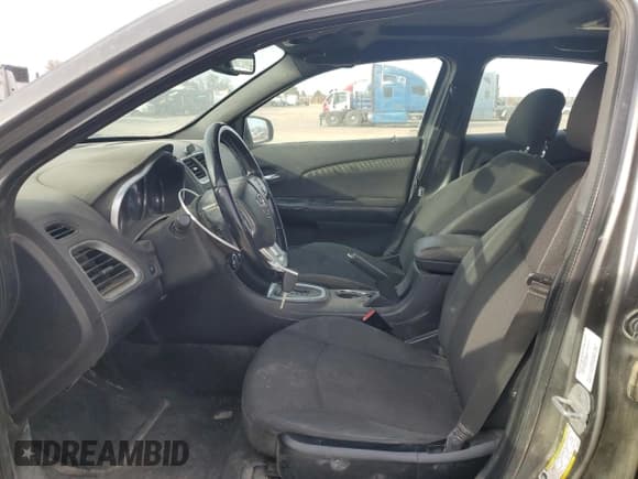 ✅ 2012 Dodge Avenger SXT • VIN: 1C3CDZCB5CN228039 • Лот: 84329684. Опубликован ранее на Copart с пробегом 217 791 миль. Бесплатный доступ к архиву аукционных продаж из США и подробный отчёт об истории автомобиля на DreamBid. Изображение 7.