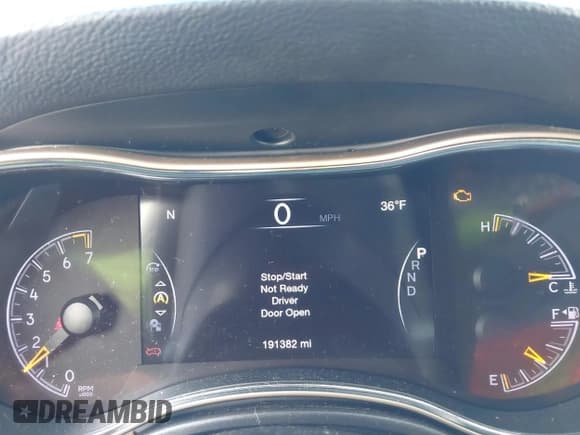 ✅ 2017 Jeep Grand Cherokee Altitude • VIN: 1C4RJFAG3HC750750 • Lot: 43743715. Listed on IAAI with 191,382 mi. Free auction sales archive from the USA and detailed vehicle history report at DreamBid. Image 7.