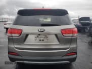 ✅ 2016 Kia Sorento EX • VIN: 5XYPH4A59GG048027 • Lot: 92736445. Listed on Copart with 114,584 mi. Free auction sales archive from the USA and detailed vehicle history report at DreamBid. Image 6.