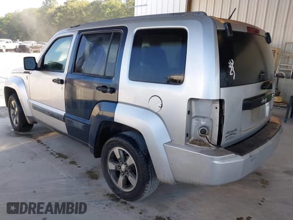 ✅ 2008 Jeep Liberty Sport • VIN: 1J8GN28K68W278582 • Лот: 43308440. Опубликован ранее на IAAI с пробегом Не указан. Бесплатный доступ к архиву аукционных продаж из США и подробный отчёт об истории автомобиля на DreamBid. Изображение 3.