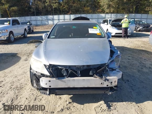 ✅ 2010 Lexus LS 460 L • VIN: JTHGL5EF0A5039898 • Lot: 43445760. Wystawiony na IAAI z przebiegiem 160 516 mil. Bezpłatny archiwum sprzedaży aukcyjnych z USA i szczegółowy raport historii pojazdu na DreamBid. Zdjęcie 13.