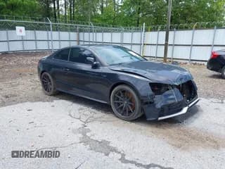 ✅ 2014 Audi S5 Prestige • VIN: WAUVGAFR0EA011768 • Lot: 42248653. Wystawiony na IAAI z przebiegiem 87 876 mil. Bezpłatny archiwum sprzedaży aukcyjnych z USA i szczegółowy raport historii pojazdu na DreamBid. Zdjęcie 1.