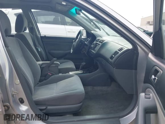 ✅ 2005 Honda Civic EX • VIN: 1HGES26735L007760 • Lot: 42139537. Listed on IAAI with 172,997 mi. Free auction sales archive from the USA and detailed vehicle history report at DreamBid. Image 5.