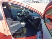 ✅ 2012 Toyota Prius One • VIN: JTDKDTB33C1010431 • Lot: 42752872. Wystawiony na IAAI z przebiegiem 81 248 mil. Bezpłatny archiwum sprzedaży aukcyjnych z USA i szczegółowy raport historii pojazdu na DreamBid. Zdjęcie 5.