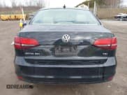 ✅ 2016 Volkswagen Jetta SEL • VIN: 3VWL17AJ3GM341942 • Lot: 43716513. Listed on IAAI with 124,031 mi. Free auction sales archive from the USA and detailed vehicle history report at DreamBid. Image 16.