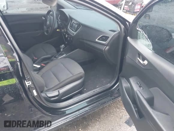 ✅ 2021 Hyundai Accent SE • VIN: 3KPC24A60ME131007 • Лот: 41320040. Опубликован ранее на IAAI с пробегом 97 607 миль. Бесплатный доступ к архиву аукционных продаж из США и подробный отчёт об истории автомобиля на DreamBid. Изображение 5.