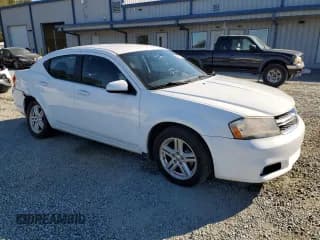 ✅ 2013 Dodge Avenger SXT • VIN: 1C3CDZCB7DN557259 • Lot: 76284154. Wystawiony na Copart z przebiegiem 91 199 mil. Bezpłatny archiwum sprzedaży aukcyjnych z USA i szczegółowy raport historii pojazdu na DreamBid. Zdjęcie 4.