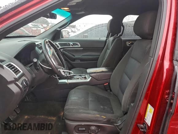 ✅ 2015 Ford Explorer XLT • VIN: 1FM5K8D80FGB65816 • Lot: 95170165. Wystawiony na Copart z przebiegiem 231 970 mil. Bezpłatny archiwum sprzedaży aukcyjnych z USA i szczegółowy raport historii pojazdu na DreamBid. Zdjęcie 7.