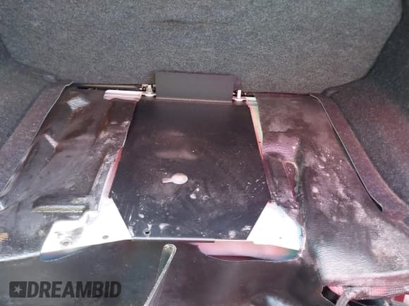 ✅ 2016 Dodge Charger Police • VIN: 2C3CDXAG7GH130082 • Lot: 42538389. Wystawiony na IAAI z przebiegiem 140 234 mil. Bezpłatny archiwum sprzedaży aukcyjnych z USA i szczegółowy raport historii pojazdu na DreamBid. Zdjęcie 13.