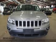 ✅ 2015 Jeep Compass Altitude • VIN: 1C4NJDBB8FD214535 • Лот: 89801105. Опубликован ранее на Copart с пробегом 120 110 миль. Бесплатный доступ к архиву аукционных продаж из США и подробный отчёт об истории автомобиля на DreamBid. Изображение 5.
