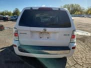 ✅ 2008 Mercury Mariner • VIN: 4M2CU91108KJ11347 • Lot: 82415875. Listed on Copart with 159,507 mi. Free auction sales archive from the USA and detailed vehicle history report at DreamBid. Image 6.