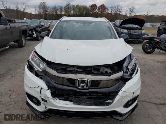 ✅ 2020 Honda HR-V Sport • VIN: 3CZRU6H15LM737489 • Lot: 90705105. Listed on Copart with 54,980 mi. Free auction sales archive from the USA and detailed vehicle history report at DreamBid. Image 5.