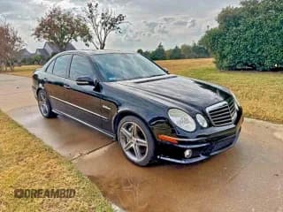 ✅ 2008 Mercedes-Benz E 63 AMG • VIN: WDBUF77X48B206920 • Лот: 94568485. Опубликован ранее на Copart с пробегом 52 413 миль. Бесплатный доступ к архиву аукционных продаж из США и подробный отчёт об истории автомобиля на DreamBid. Изображение 1.
