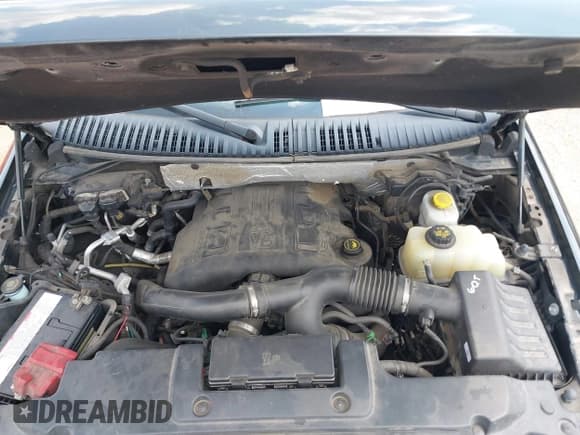 ✅ 2017 Ford Expedition Max XL • VIN: 1FMJK1GT4HEA78859 • Lot: 42928426. Wystawiony na IAAI z przebiegiem 77 318 mil. Bezpłatny archiwum sprzedaży aukcyjnych z USA i szczegółowy raport historii pojazdu na DreamBid. Zdjęcie 10.