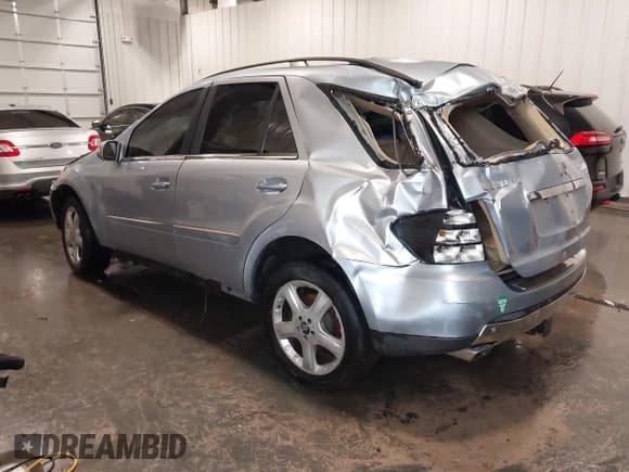 ✅ 2008 Mercedes-Benz M 320 CDI • VIN: 4JGBB22E38A372943 • Lot: 42583983. Listed on IAAI with 192,262 mi. Free auction sales archive from the USA and detailed vehicle history report at DreamBid. Image 3.