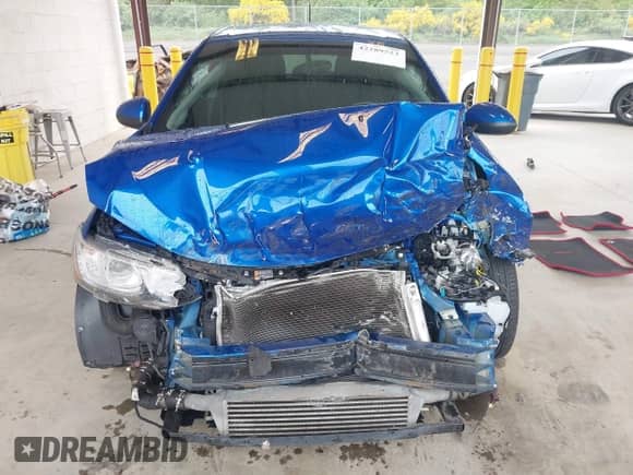 2020 Chevrolet Sonic LT с VIN 1G1JD6SB8L4135761, выставлен на аукционе IAAI как лот 42289523 с пробегом Не указан миль и . История ставок и продаж доступна на DreamBid. Изображение 13.