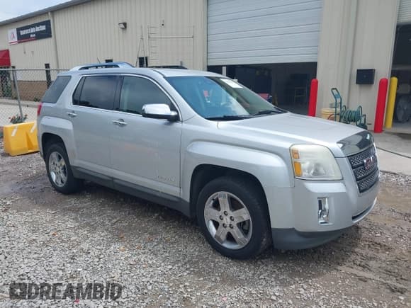✅ 2013 GMC Terrain SLT • VIN: 2GKFLWE39D6199350 • Lot: 42625392. Listed on IAAI with 198,285 mi. Free auction sales archive from the USA and detailed vehicle history report at DreamBid. Image 1.