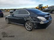 ✅ 2018 Mercedes-Benz C 300 • VIN: 55SWF4KB8JU268035 • Lot: 82222365. Wystawiony na Copart z przebiegiem 100 351 mil. Bezpłatny archiwum sprzedaży aukcyjnych z USA i szczegółowy raport historii pojazdu na DreamBid. Zdjęcie 2.