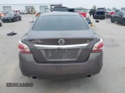 ✅ 2015 Nissan Altima S • VIN: 1N4AL3AP8FC156731 • Лот: 42331340. Опубликован ранее на IAAI с пробегом 263 945 миль. Бесплатный доступ к архиву аукционных продаж из США и подробный отчёт об истории автомобиля на DreamBid. Изображение 16.