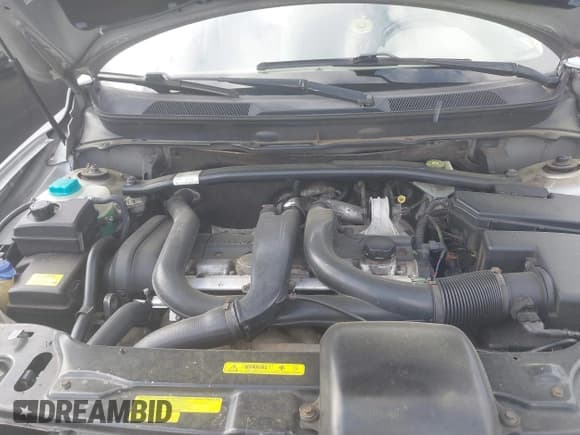 ✅ 2003 Volvo XC90 Twin • VIN: YV1CZ91H531020152 • Lot: 42295422. Listed on IAAI with 180,297 mi. Free auction sales archive from the USA and detailed vehicle history report at DreamBid. Image 10.