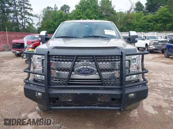 ✅ 2018 Ford F-250 XL • VIN: 1FT7W2BTXJEB50640 • Lot: 42388061. Listed on IAAI with 274,829 mi. Free auction sales archive from the USA and detailed vehicle history report at DreamBid. Image 12.