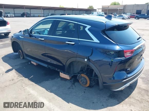 ✅ 2019 Infiniti QX50 Essential • VIN: 3PCAJ5M38KF109197 • Лот: 43082383. Опубликован ранее на IAAI с пробегом Не указан. Бесплатный доступ к архиву аукционных продаж из США и подробный отчёт об истории автомобиля на DreamBid. Изображение 18.