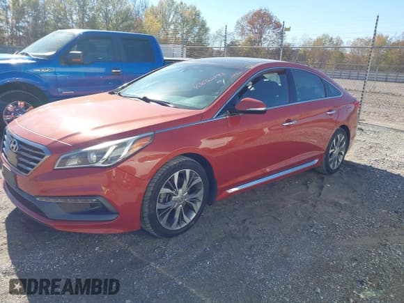 ✅ 2015 Hyundai Sonata Sport • VIN: 5NPE34AB3FH129673 • Lot: 43652193. Wystawiony na IAAI z przebiegiem 134 769 mil. Bezpłatny archiwum sprzedaży aukcyjnych z USA i szczegółowy raport historii pojazdu na DreamBid. Zdjęcie 2.