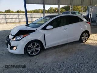 2015 Hyundai Elantra с VIN KMHD35LH3FU246254, выставлен на аукционе Copart как лот 80864905 с пробегом 108 902 миль миль и Списание • Salvage title. История ставок и продаж доступна на DreamBid. Изображение 1.