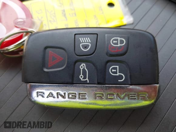 ✅ 2015 Land Rover Range Rover Evoque Pure Plus • VIN: SALVP2BG6FH041212 • Lot: 42867080. Listed on IAAI with 161,512 mi. Free auction sales archive from the USA and detailed vehicle history report at DreamBid. Image 11.