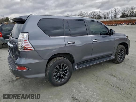 ✅ 2021 Lexus GX 460 Premium • VIN: JTJAM7BX4M5295301 • Lot: 93872625. Wystawiony na Copart z przebiegiem 41 395 mil. Bezpłatny archiwum sprzedaży aukcyjnych z USA i szczegółowy raport historii pojazdu na DreamBid. Zdjęcie 3.