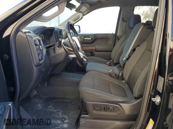 ✅ 2019 Chevrolet Silverado 1500 LT • VIN: 1GCRWCEDXKZ179004 • Lot: 81166453. Wystawiony na Copart z przebiegiem 146 103 mil. Bezpłatny archiwum sprzedaży aukcyjnych z USA i szczegółowy raport historii pojazdu na DreamBid. Zdjęcie 7.