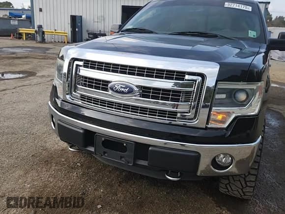 ✅ 2014 Ford F-150 XLT • VIN: 1FTFW1EF5EFA13018 • Лот: 92714175. Опубликован ранее на Copart с пробегом 142 657 миль. Бесплатный доступ к архиву аукционных продаж из США и подробный отчёт об истории автомобиля на DreamBid. Изображение 13.
