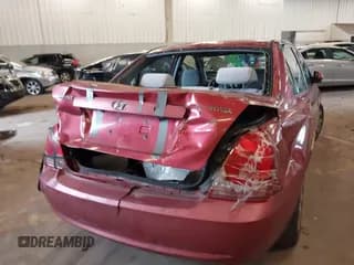 ✅ 2004 Hyundai Elantra GLS • VIN: KMHDN46D94U804179 • Lot: 41746385. Wystawiony na IAAI z przebiegiem 132 335 mil. Bezpłatny archiwum sprzedaży aukcyjnych z USA i szczegółowy raport historii pojazdu na DreamBid. Zdjęcie 6.