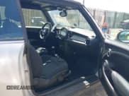 ✅ 2012 MINI Convertible • VIN: WMWZN3C51CT265186 • Лот: 42556739. Опубликован ранее на IAAI с пробегом 118 747 миль. Бесплатный доступ к архиву аукционных продаж из США и подробный отчёт об истории автомобиля на DreamBid. Изображение 5.