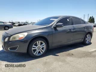 ✅ 2013 Volvo S60 T5 Premier • VIN: YV1612FS8D2194504 • Lot: 64504345. Listed on Copart with 150,904 mi. Free auction sales archive from the USA and detailed vehicle history report at DreamBid. Image 1.