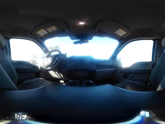 ✅ 2019 Ford F-150 XL • VIN: 1FTEX1EP1KKC64106 • Lot: 42161813. Wystawiony na IAAI z przebiegiem 127 387 mil. Bezpłatny archiwum sprzedaży aukcyjnych z USA i szczegółowy raport historii pojazdu na DreamBid. Zdjęcie 18.