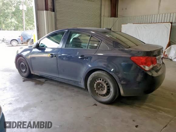 2016 Chevrolet Cruze LS с VIN 1G1PC5SH1G7167709, выставлен на аукционе Copart как лот 81373205 с пробегом 106 435 миль миль и Списание • Salvage title. История ставок и продаж доступна на DreamBid. Изображение 2.