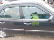 ✅ 1995 Mercedes-Benz C 2.8L • VIN: WDBHA28E7SF262334 • Лот: 42618540. Опубликован ранее на IAAI с пробегом 124 770 миль. Бесплатный доступ к архиву аукционных продаж из США и подробный отчёт об истории автомобиля на DreamBid. Изображение 13.