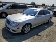 ✅ 2006 Mercedes-Benz S 430 • VIN: WDBNG70J36A483455 • Lot: 70471985. Wystawiony na Copart z przebiegiem 50 540 mil. Bezpłatny archiwum sprzedaży aukcyjnych z USA i szczegółowy raport historii pojazdu na DreamBid. Zdjęcie 1.