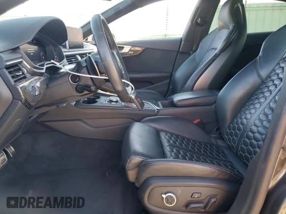 ✅ 2019 Audi RS 5 Sportback • VIN: WUABWCF5XKA907950 • Lot: 85589255. Listed on Copart with 50,140 mi. Free auction sales archive from the USA and detailed vehicle history report at DreamBid. Image 7.