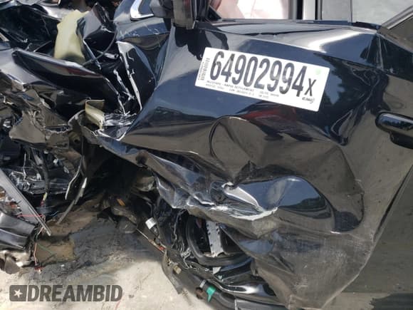 ✅ 2020 Chevrolet Suburban LT • VIN: 1GNSKHKC1LR227472 • Lot: 64902994. Wystawiony na Copart z przebiegiem Nie podano. Bezpłatny archiwum sprzedaży aukcyjnych z USA i szczegółowy raport historii pojazdu na DreamBid. Zdjęcie 7.