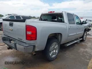 ✅ 2010 Chevrolet Silverado 1500 LT • VIN: 3GCRCSE0XAG127452 • Lot: 43463523. Listed on IAAI with 169,271 mi. Free auction sales archive from the USA and detailed vehicle history report at DreamBid. Image 4.