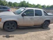 ✅ 2007 Chevrolet Avalanche LTZ • VIN: 3GNFK12317G142713 • Лот: 42985024. Опубликован ранее на IAAI с пробегом 276 175 миль. Бесплатный доступ к архиву аукционных продаж из США и подробный отчёт об истории автомобиля на DreamBid. Изображение 6.
