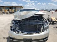 ✅ 2016 Chevrolet Suburban LTZ • VIN: 1GNSCJKC9GR330701 • Lot: 67064964. Wystawiony na Copart z przebiegiem 170 679 mil. Bezpłatny archiwum sprzedaży aukcyjnych z USA i szczegółowy raport historii pojazdu na DreamBid. Zdjęcie 5.