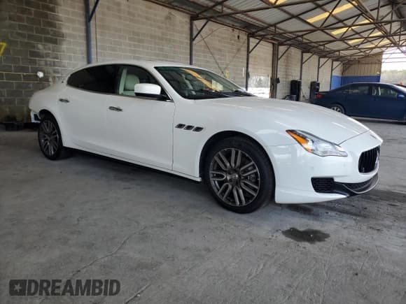 ✅ 2015 Maserati Quattroporte S Q4 • VIN: ZAM56RRA4F1131533 • Lot: 41200064. Wystawiony na Copart z przebiegiem 75 158 mil. Bezpłatny archiwum sprzedaży aukcyjnych z USA i szczegółowy raport historii pojazdu na DreamBid. Zdjęcie 4.