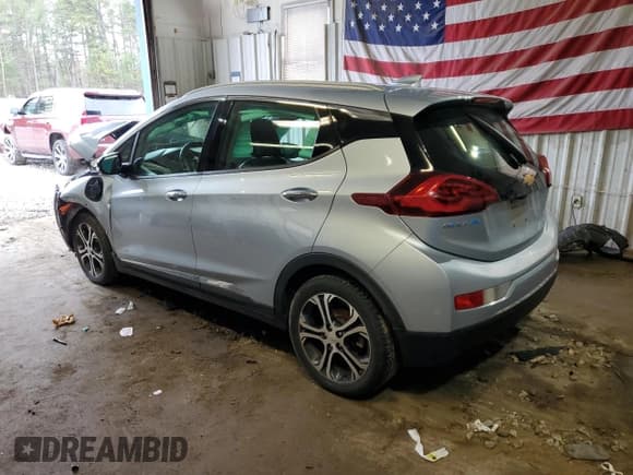 ✅ 2017 Chevrolet Bolt EV Premier • VIN: 1G1FX6S01H4163985 • Лот: 53290855. Опубликован ранее на Copart с пробегом Не указан. Бесплатный доступ к архиву аукционных продаж из США и подробный отчёт об истории автомобиля на DreamBid. Изображение 2.