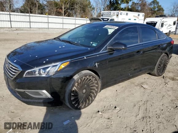 ✅ 2017 Hyundai Sonata SE • VIN: 5NPE24AF8HH553875 • Lot: 40596843. Listed on Copart with 54,635 mi. Free auction sales archive from the USA and detailed vehicle history report at DreamBid. Image 1.