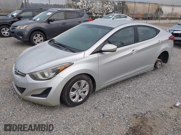 ✅ 2016 Hyundai Elantra SE • VIN: 5NPDH4AE8GH771752 • Lot: 43757001. Wystawiony na IAAI z przebiegiem 138 189 mil. Bezpłatny archiwum sprzedaży aukcyjnych z USA i szczegółowy raport historii pojazdu na DreamBid. Zdjęcie 2.